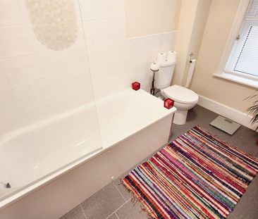 3 bedroom terraced house to rent - Photo 1