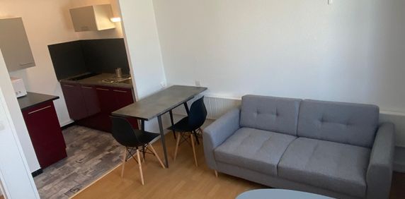 Location Appartement 2 pièces 32m² - Photo 2