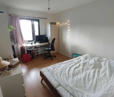 Hyra ut 2 rum i en stor lägenhet - Photo 1