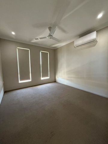 Low Maintenance 4 Bedroom 2 Bathroom Home- Walking Distance to Everything Essential - Photo 4