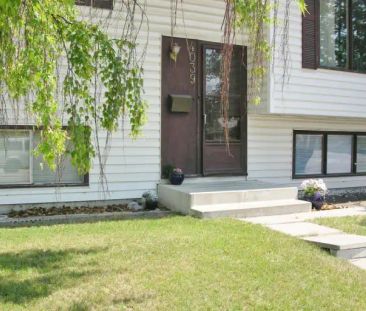 Minutes to UofC, SAIT, quick to d/t, 1 bdm avail in 3 bdm suite | 4... - Photo 1