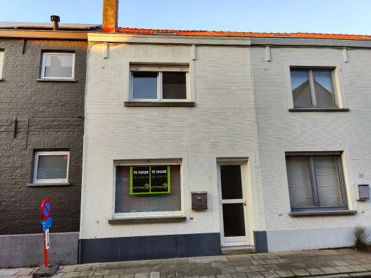 Charmante rijwoning met 2 slaapkamers - Photo 1