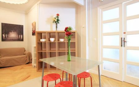 Calle de Serrano, Madrid, Community of Madrid 28006 - Photo 3