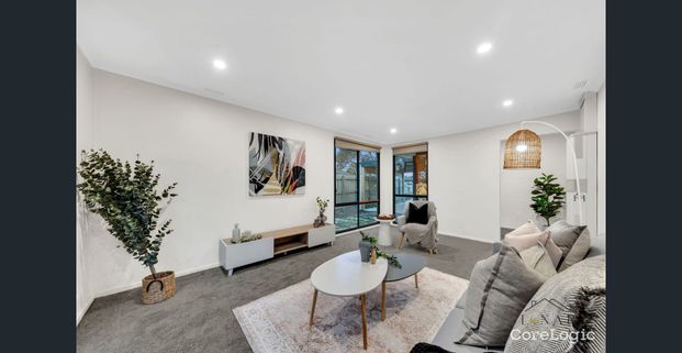 Beautiful 3 Bedroom house in Cranbourne! - Photo 1