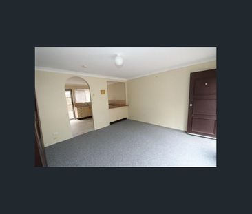 When location means everything, this one is not to be missed! - Photo 2