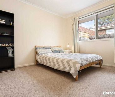 1/23 Meadow Crescent, Mount Waverley VIC 3149 - Photo 1