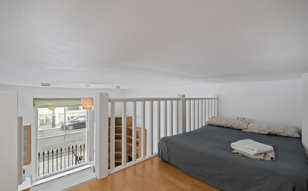 UTILITY BILLS & WIFI INCLUDED - Charming split-level studio apartment in Pimlico, London SW1V - Photo 4