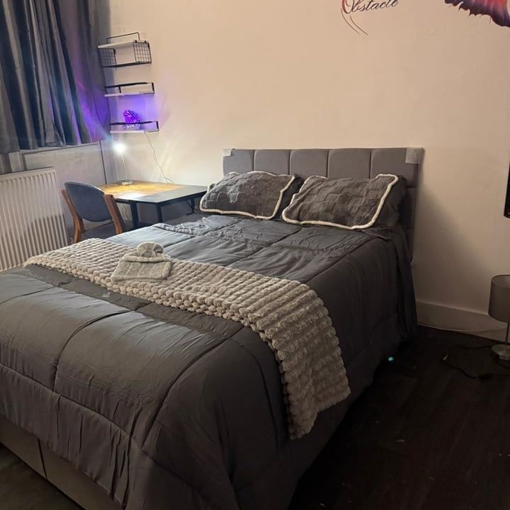 Room in a Shared Flat, Woolwich Church Street, SE18 - Photo 2