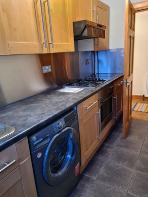 2 Bedroom Flat for Rent in Duddingston/Willowbrae - Photo 1