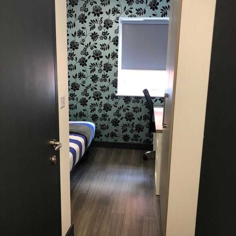 Flat share to rent - Photo 1