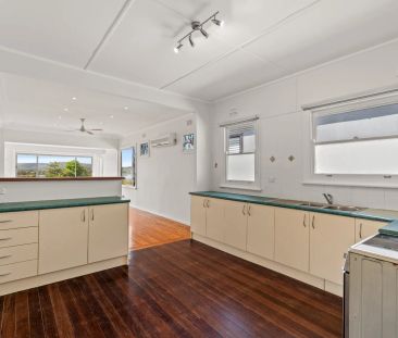 Conveniently Located Cottage with Captivating Water Views - Photo 4