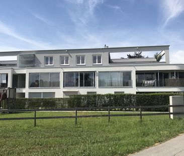 Großzügige 2-Zi-Wohnung mit Wintergarten in Hard zu vermieten! - Photo 1