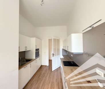 3 Zimmerwohnung mit Küche und Balkon in saniertem Stadthaus! - Photo 2