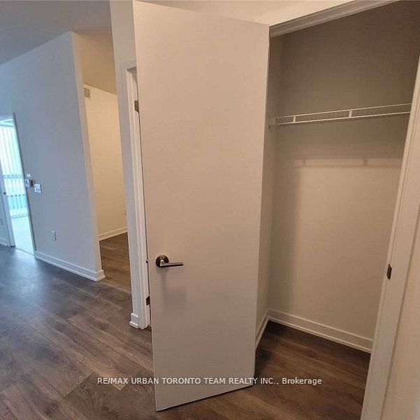 For Lease - 10 Honeycrisp Crescent Unit# 1712, Vaughan, Ontario - Photo 1