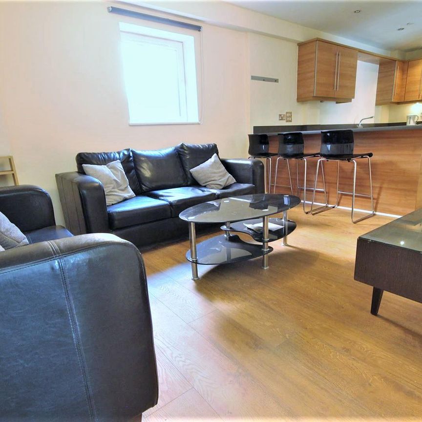 Rialto, Newcastle City Centre - Photo 1