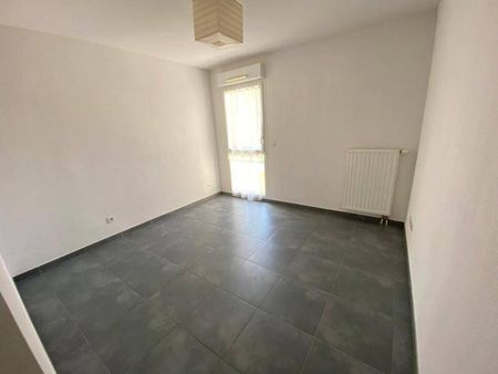 Location appartement récent 3 pièces 64.5 m² à Juvignac (34990) - Photo 3