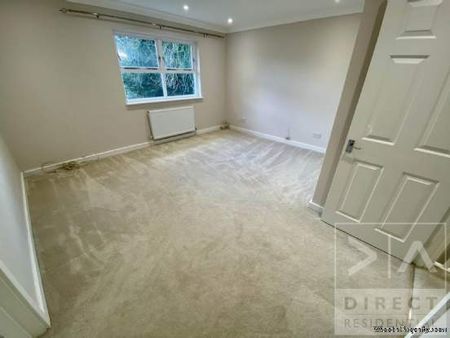 5 bedroom property to rent in Epsom - Photo 3