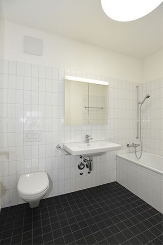 Life is thriving here - Living in the center of Oberdorf - Photo 3