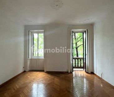 Quadrilocale piazza Giuseppe Grandi 4, Porta Vittoria, Milano - Photo 2