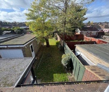 3 bedroom semi-detached house to rent - Photo 5