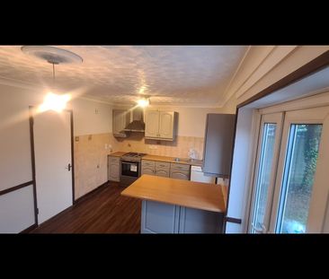 3 Bed Detached House, Foxhill, LU2 - Photo 6