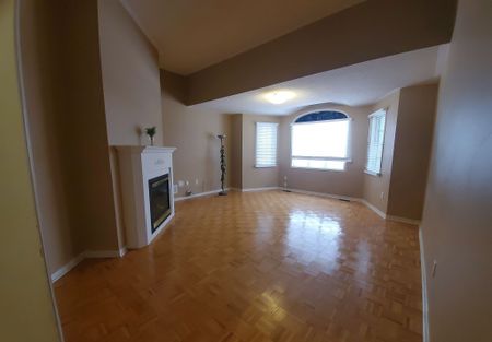 For Lease - 152 Binder Twine Trail Unit# Main, Brampton, Ontario - Photo 2