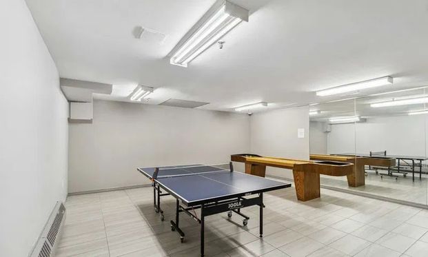 For Lease - 8 Lisa Street Unit# 804, Brampton, Ontario - Photo 1