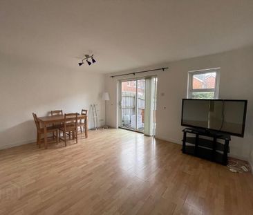 4 Ardenlee Green, Ravenhill, Belfast, BT6 8QF - Photo 5