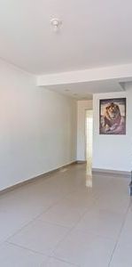 Casa para alugar com 155m², 3 quartos e 2 vagas - Foto 1