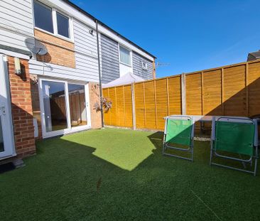 3 bedroom terraced house to rent - Photo 6