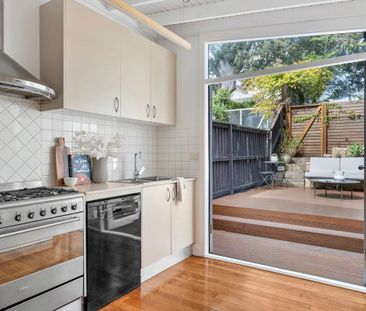 197 Sutherland Street, Paddington NSW 2021 - House For Rent | Domain - Photo 6