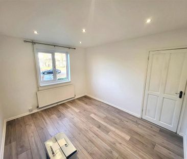 2 bedroom property to rent - Photo 6