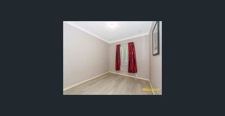 Family home with room to play - Photo 3