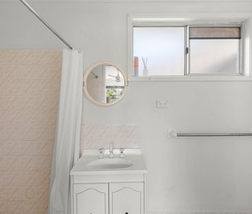 134 Jubilee Road, Elermore Vale NSW 2287 - House For Rent | Domain - Photo 3