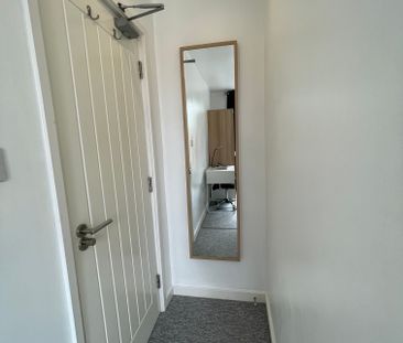 5LR - Professional Co-Living Property - Photo 5