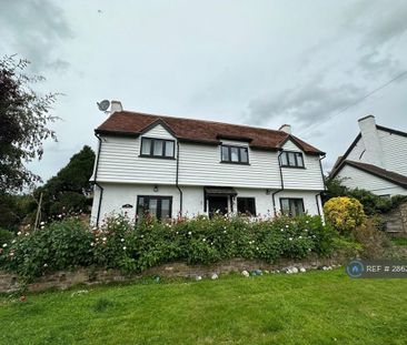 5 bedroom detached house to rent - Photo 2