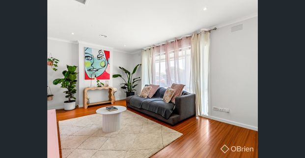 STYLISH LIVING IN PRIME HOPPERS CROSSING LOCATION - Photo 1