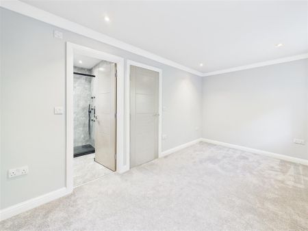 3 bedroom House to rent - Photo 4