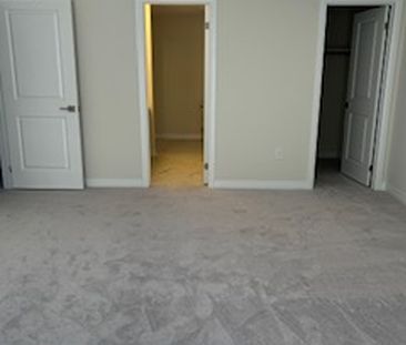 For Lease - 3062 Morningcoast Place, Orillia, Ontario - Photo 2