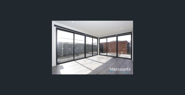 Modern 3-Bedroom Home with Stylish Features in Thomastown - Photo 1