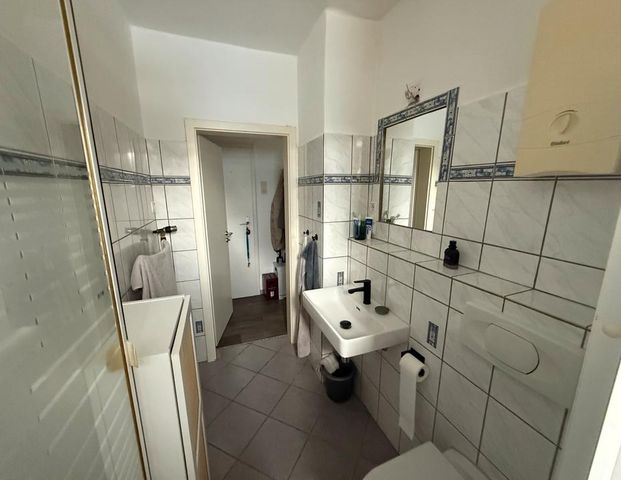 Schöne 3,5 Zimmer Wohnung im ruhigen Dingen - Foto 1