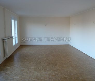 Location Appartement 5 pièces 117m² ENGHIEN LES BAINS 95880 - Photo 2