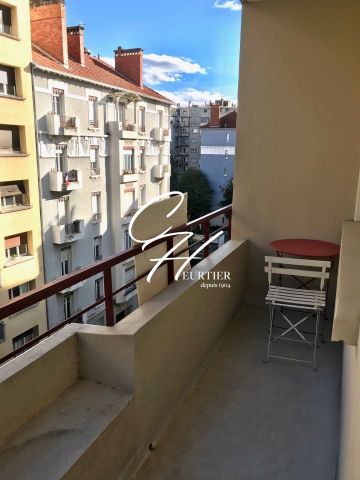 GRENOBLE Appartement T2 Meublé – Bien agencé - Photo 3