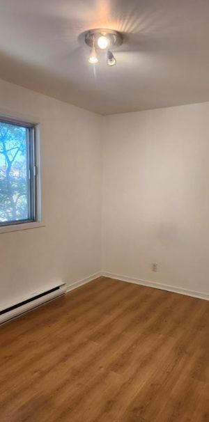 LOGEMENT 3 1/2 À STE-FOY - Photo 1