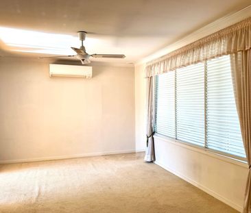 SUNFILLED FAMILY HOME WITHIN MATTHEW PEARCE CATCHMENT - Photo 6