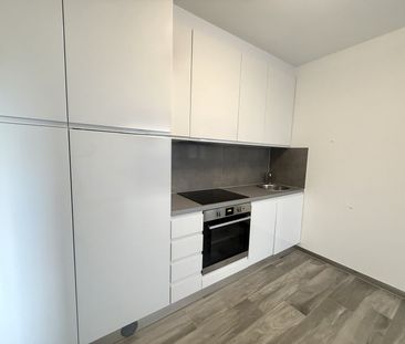 3.5 Zimmer, 90 m², 2. Stock - Photo 3