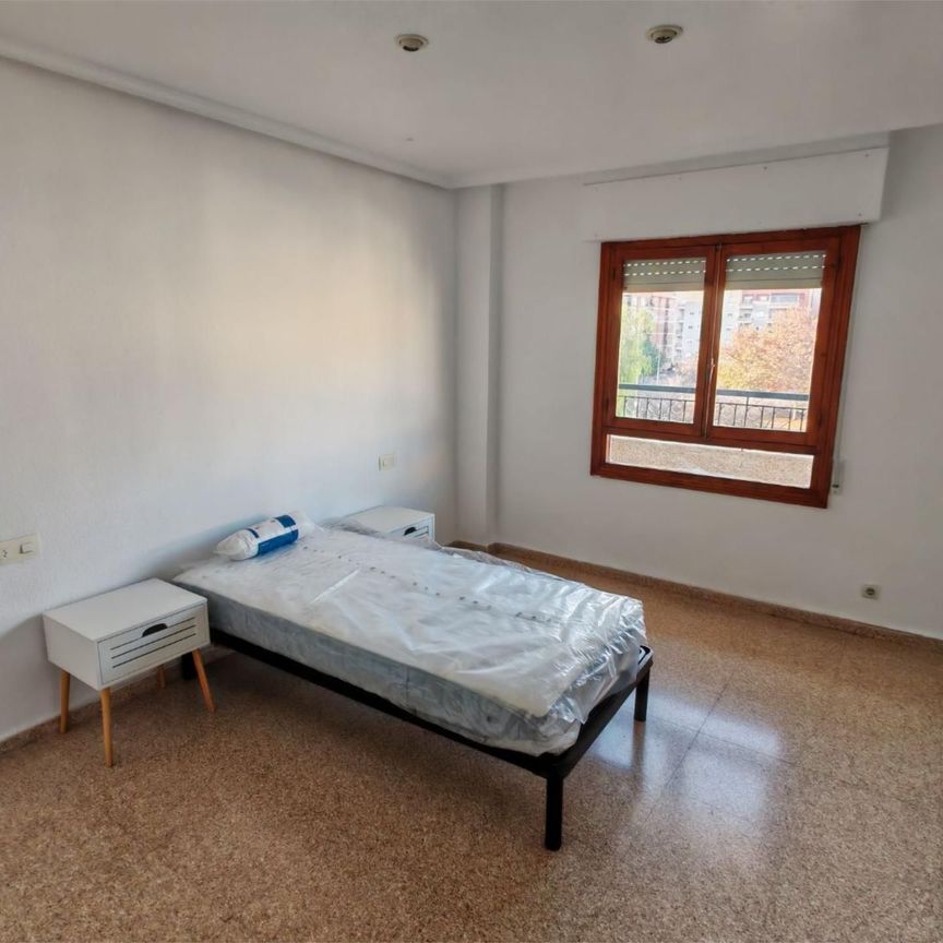 Piso de alquiler en Almoradí - Photo 1