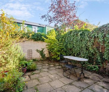 2 bedroom terraced house to rent - Photo 2