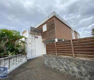 Location Appartement 1 pièce 32m² ST DENIS 97400 - Photo 4