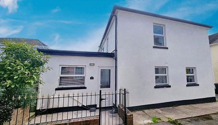 2 bedroom end of terrace house to rent - Photo 4